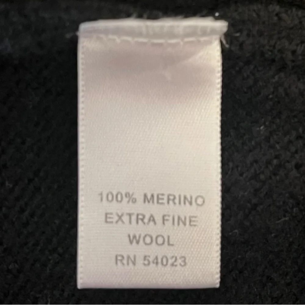 Banana Republic 100% Merino Wool Cardigan with Dolman Sleeves in Black - Picture 12 of 12